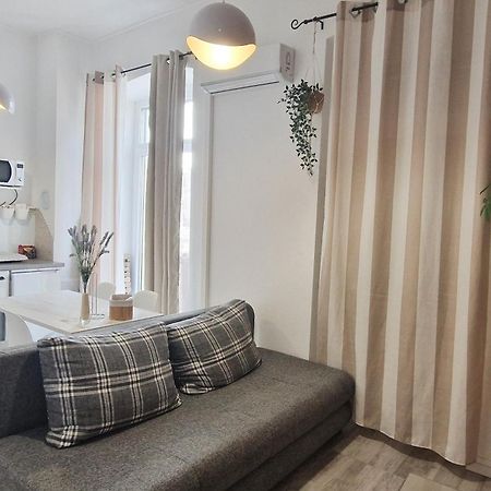 Apartment Megy With Balcony In City Center Crikvenica Esterno foto