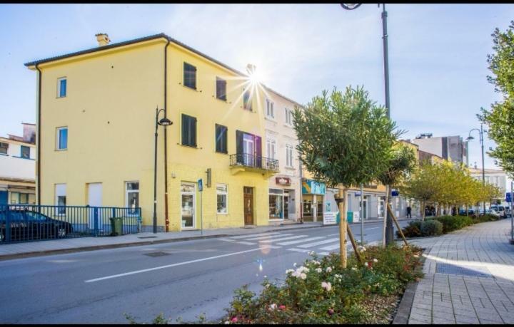 Apartment Megy With Balcony In City Center Crikvenica Esterno foto